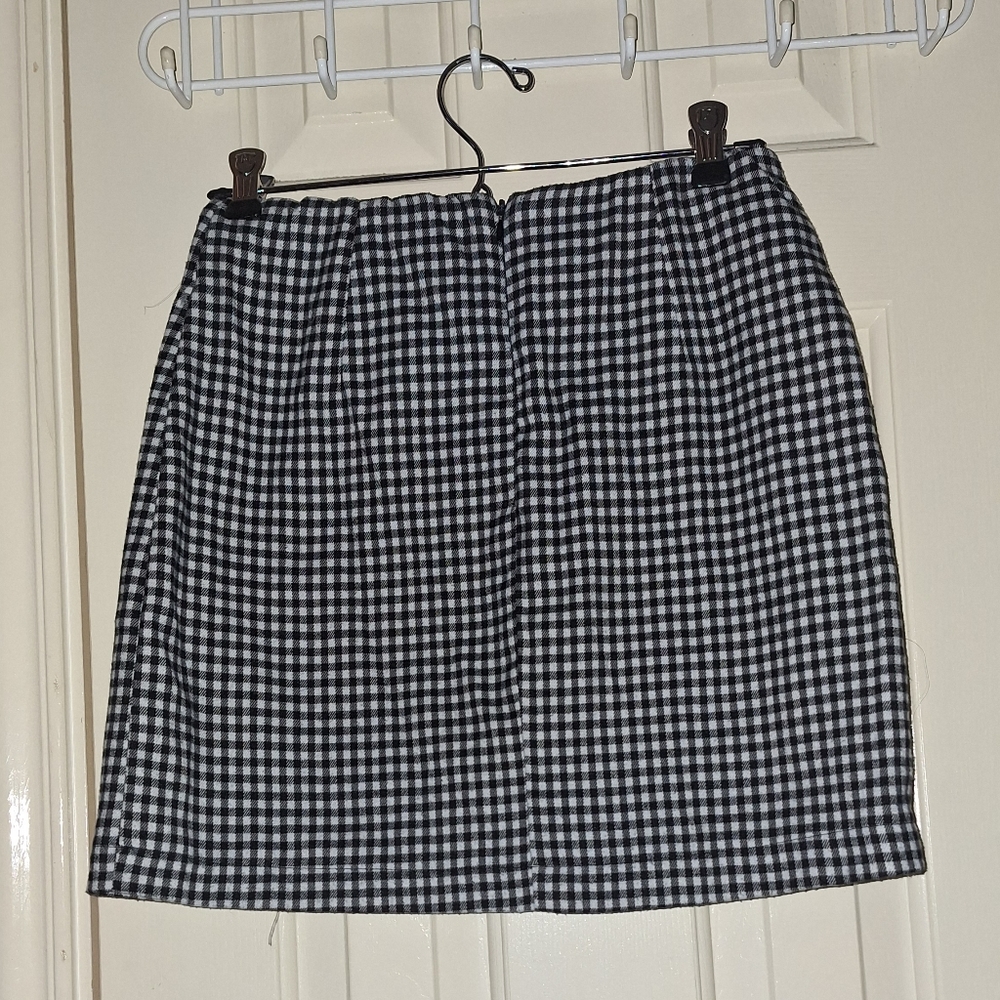 Classic Black and White Checkered Skirt